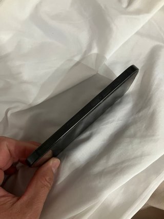 iPhone 15 Pro como nuevo