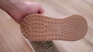 Zapatillas Oysho Beige Talla 37 prácticamente nuev