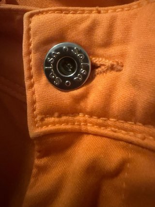 Pantalones pitillo Salsa naranjas