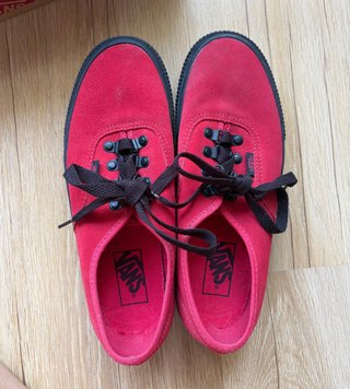 Zapatillas Vans de ante rojas