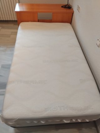 Somier BIOTHERMIC con patas y colchón