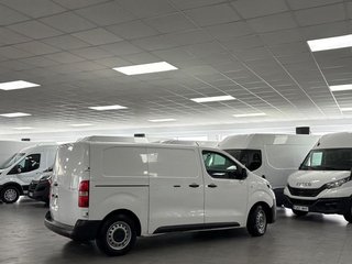 Toyota Proace 1.5D 100CV GX 1PL 2PT L1 furgón 75kW 4P manual EU6d-Temp g/km 170