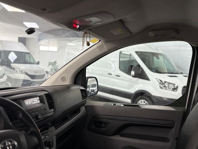 Toyota Proace 2023, foto 12