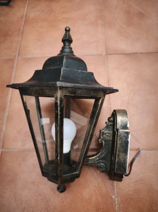 Farol exterior pared metal y cristal