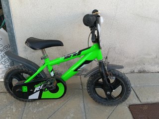 Bicicleta infantil verde Dino Bikes