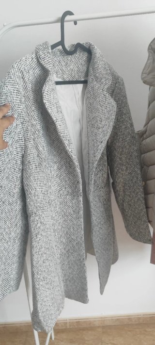 Chaqueta acolchada gris mujer