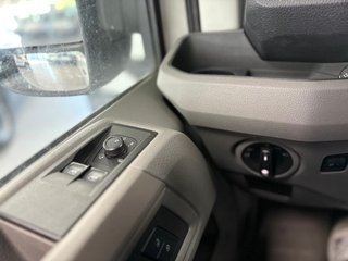 Volkswagen Crafter 35 FURGÓN BL TA L4H3 2.0TDI 103KW(140CV) Manual PARK PILOT DELANTERO Y TRASERO