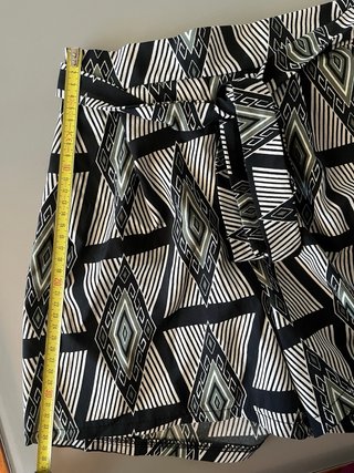 Zara Pantaloncini Donna Neri e Multicolore