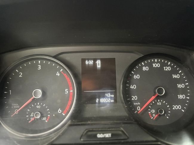 Volkswagen Crafter 2018, foto 16