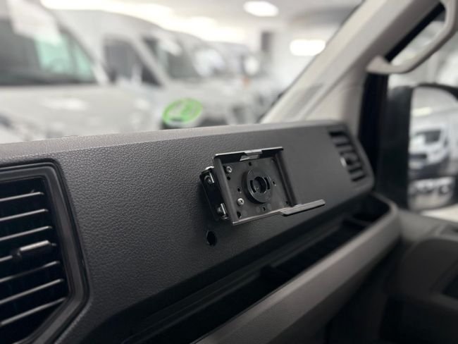 Volkswagen Crafter 2018, foto 24