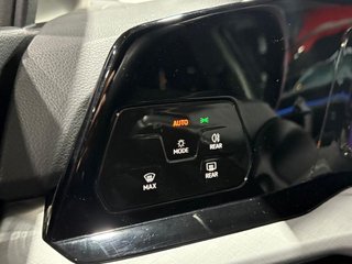 Volkswagen Golf Life 1.0e TSI DSG