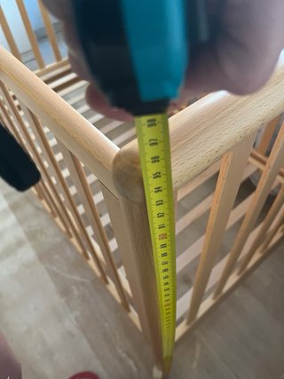 Cuna de madera para bebé