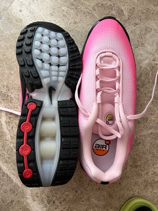 Zapatillas Nike Air Max Dn Rosa y Negras Mujer