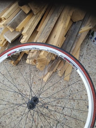 Rueda Delantera 700c
