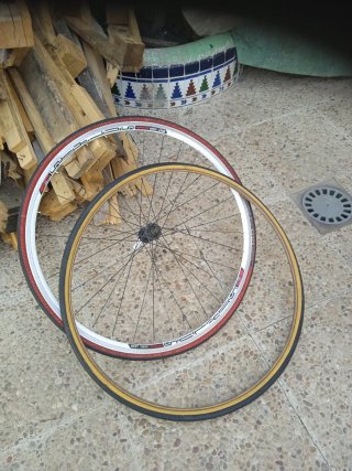 Rueda Delantera 700c