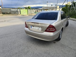 Mercedes-Benz Clase C 2003