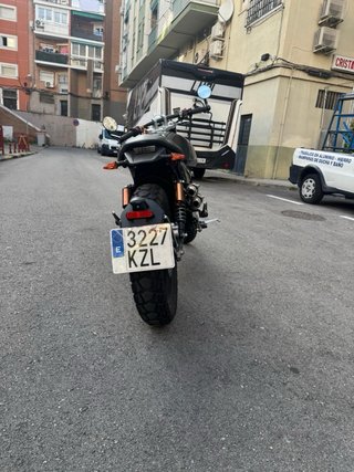 Mondial HPS 300 Café Racer Negra