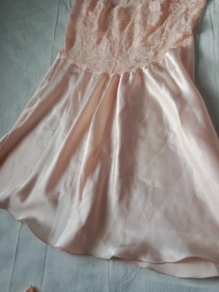 Conjunto lencería camisón corto, braga rosa palo