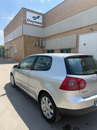 Volkswagen Golf 2005