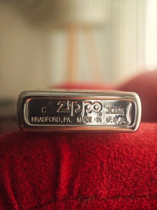 Mechero Zippo grabado
