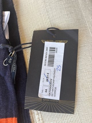 Bufanda Aston Martin azul y naranja
