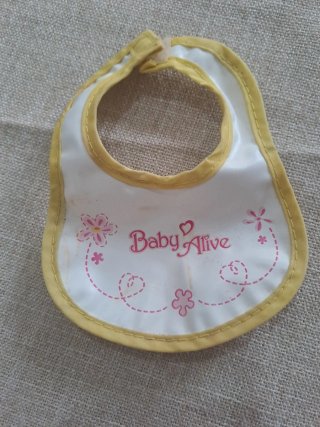 Babero Baby Alive