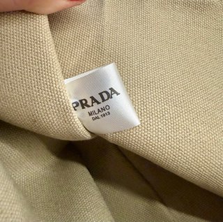 Bolso Tote  Beige asas corras y largas.