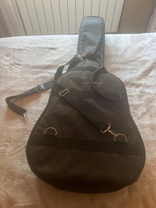 Guitarra Clásica con Funda