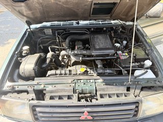 Mitsubishi Pajero 1991
