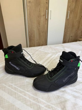 Botas Kawasaki Talla 41 Negras