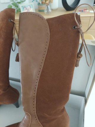 Botas de piel marrones altas tacón