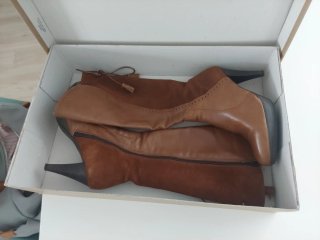 Botas de piel marrones altas tacón