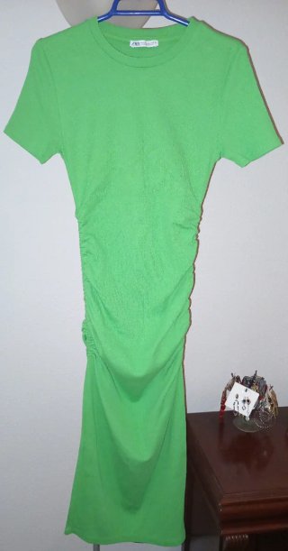 Lote 2 Vestidos Zara
