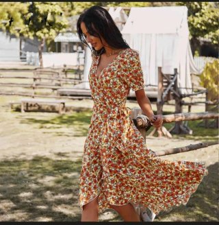 Vestido floral cruzado de la t. 40 a 46
