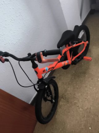 Bicicleta infantil Btwin naranja