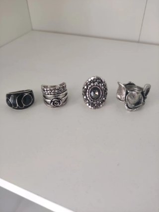 Lote 4 Anillos Plateados