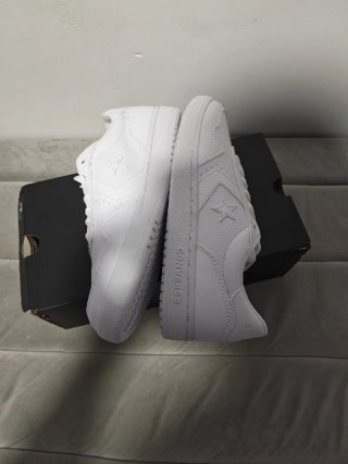 Zapatillas Converse Talla 42.5 Blancas