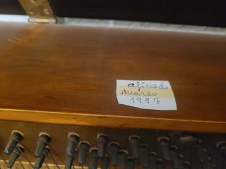 Piano Clásico Antiguo