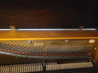 Piano Clásico Antiguo