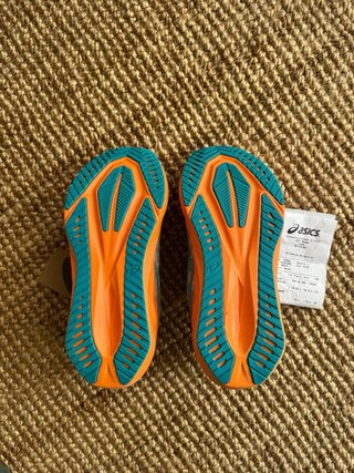 Zapatillas Asics Novablas 5 - Sin usar