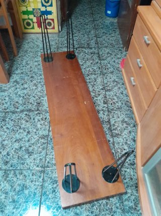 Banco madera con patas de metal harpins legs