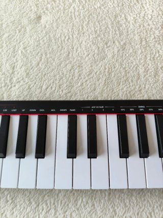 AKAI LPK25 MK2 Controlador MIDI USB 25 teclas