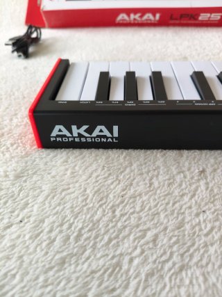AKAI LPK25 MK2 Controlador MIDI USB 25 teclas