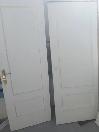 Puerta de Madera Blanca