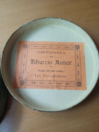 Caja antigua mazapán