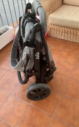 Silla de paseo Joie Litetrax 4 gris