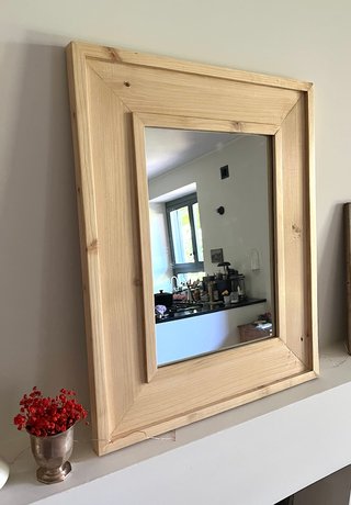 Specchio con cornice in legno artigianale