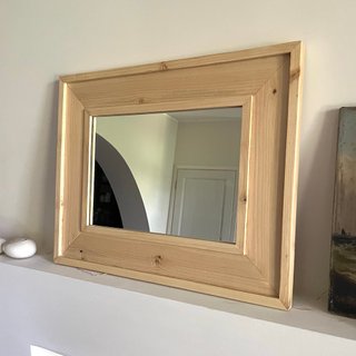 Specchio con cornice in legno artigianale