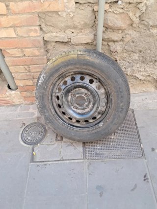 Llanta 195/60.15