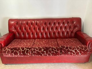 Sofá Vintage Piel y Terciopelo Rojo
